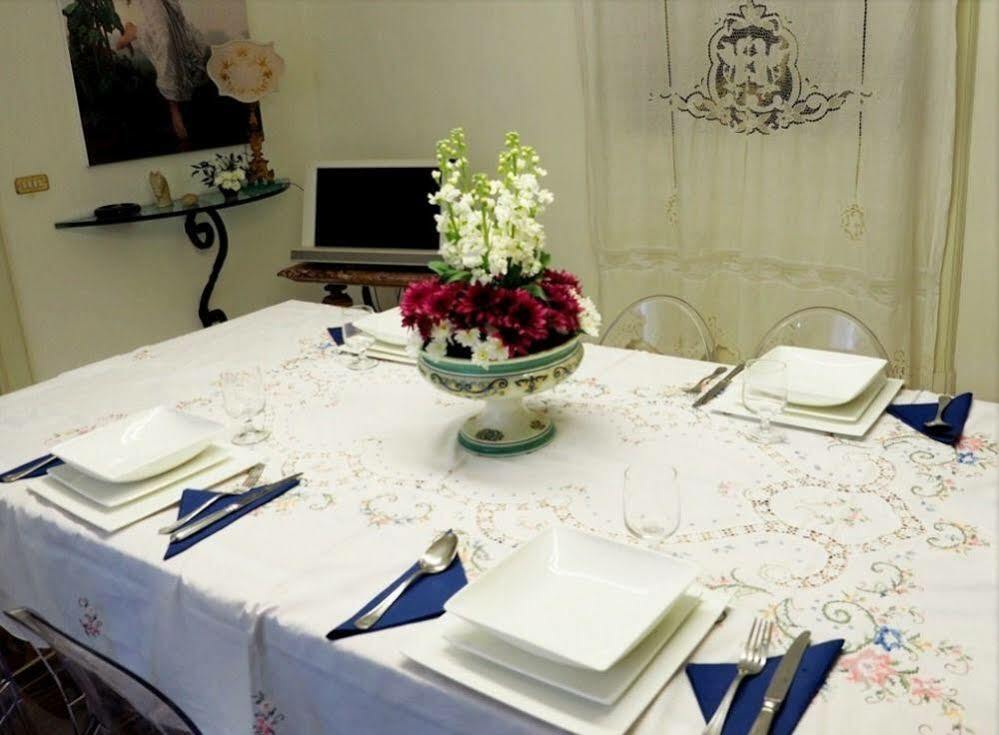 Residenza Vanvitelli トロペーア エクステリア 写真